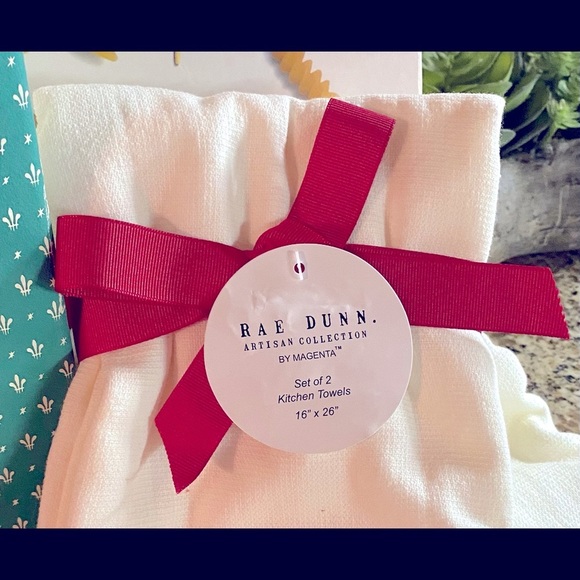Rae Dunn Other - RAE DUNN 2021 Seasonal first production home towel